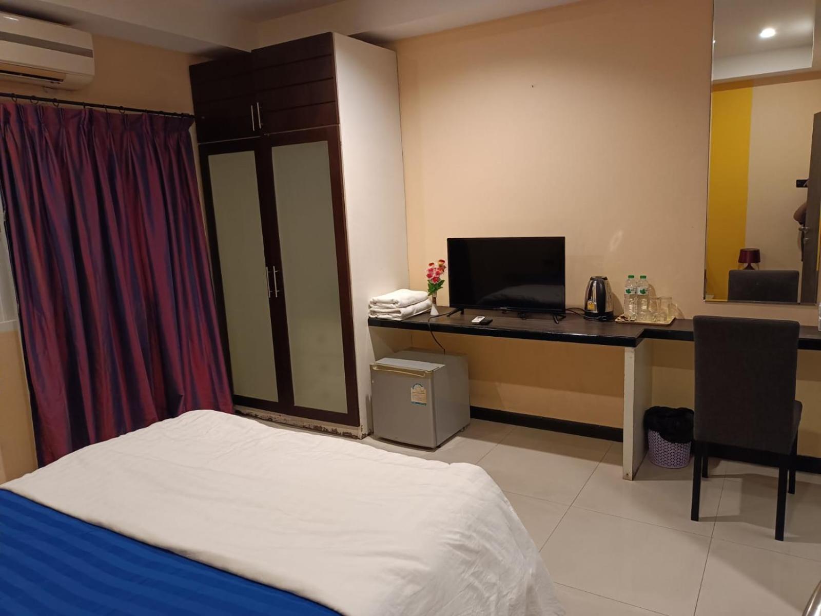 Aura Inn Rooms Pattaya Zewnętrze zdjęcie