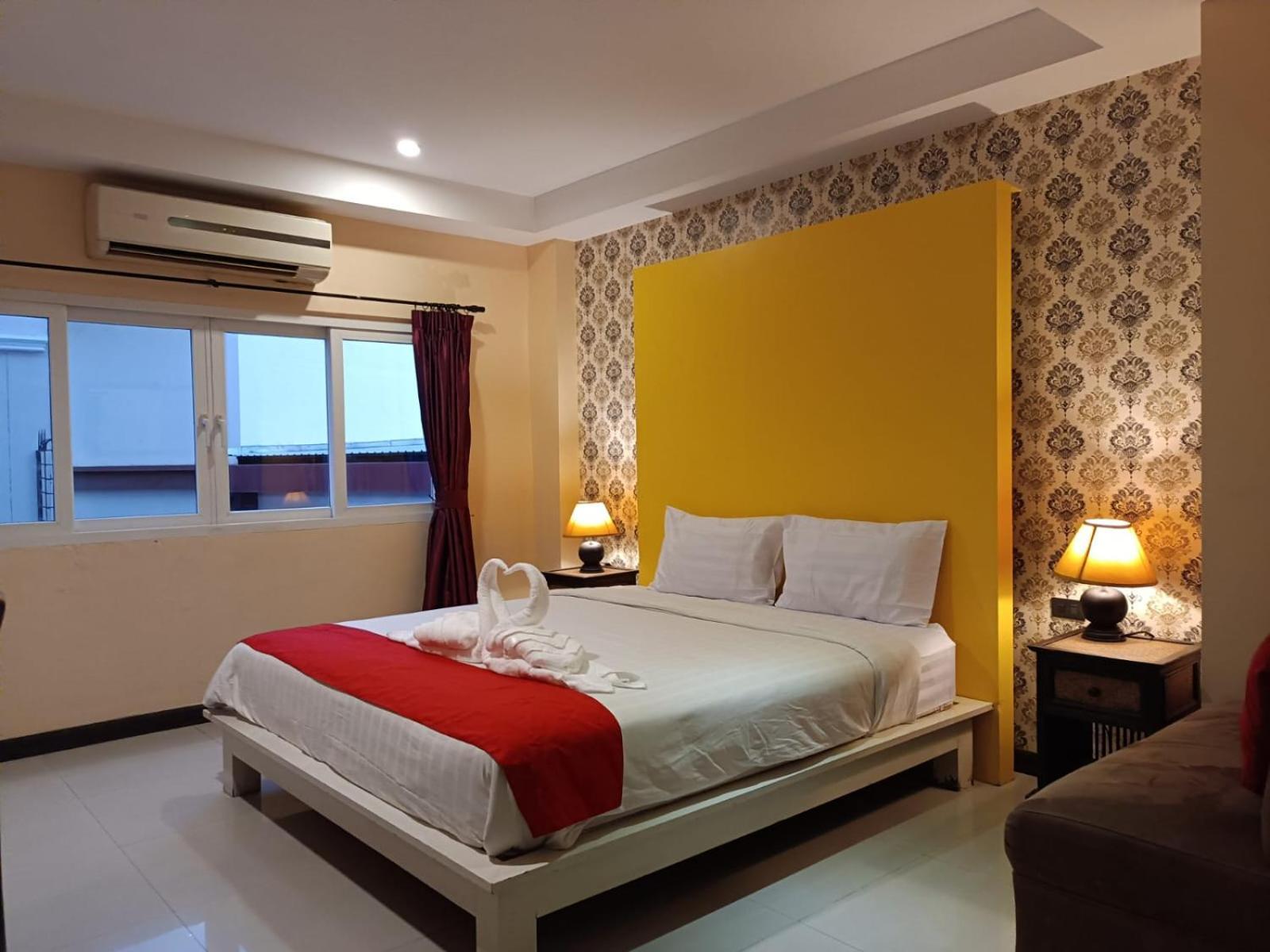 Aura Inn Rooms Pattaya Zewnętrze zdjęcie